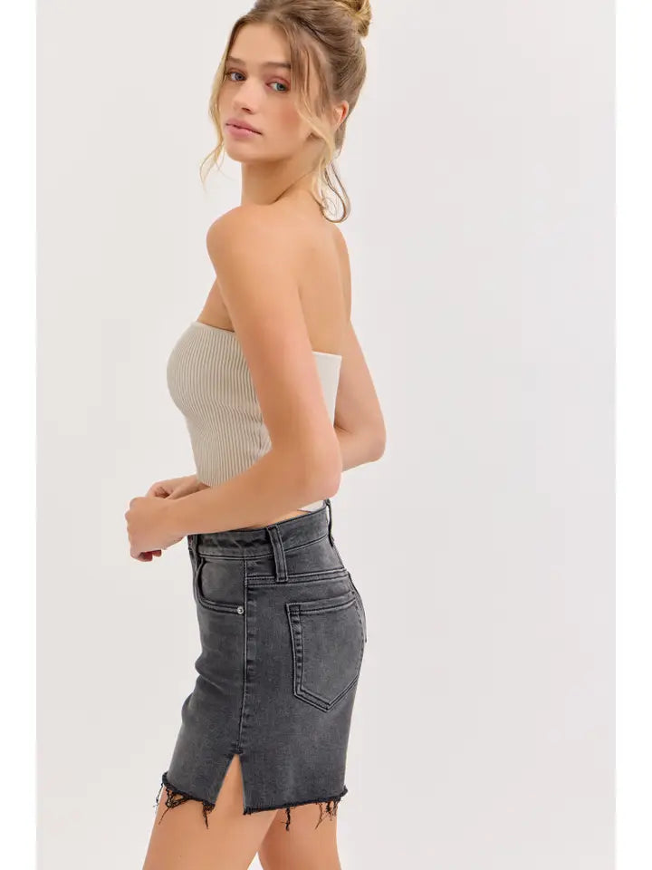 Mid rise Midi Shorts with Slide Slit