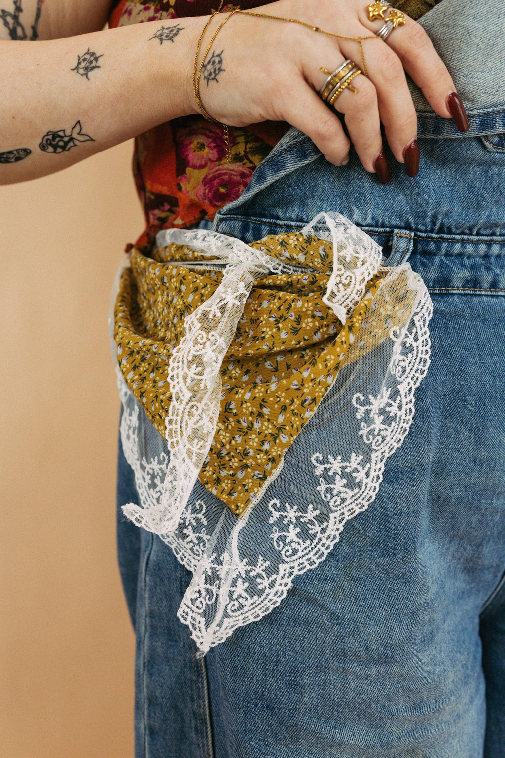 Little Bit of Lace Scarf Yellow