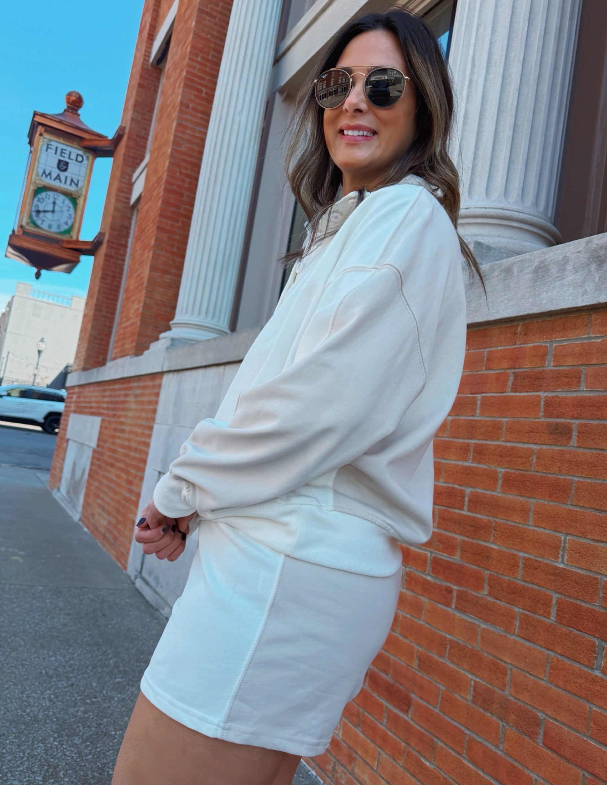 Ivory Color Block Mock Neck Pullover Set