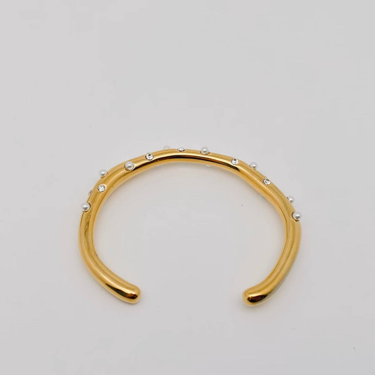 Zircon Pearl Bangle