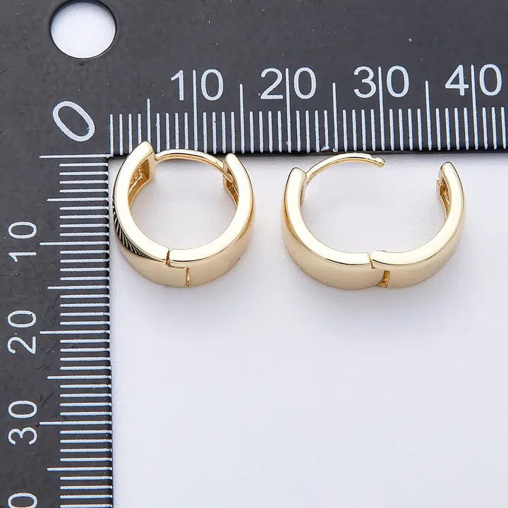 14K Gold Filled 15mm Minimalist Plain Wide Huggie Earrings | EARRINGS