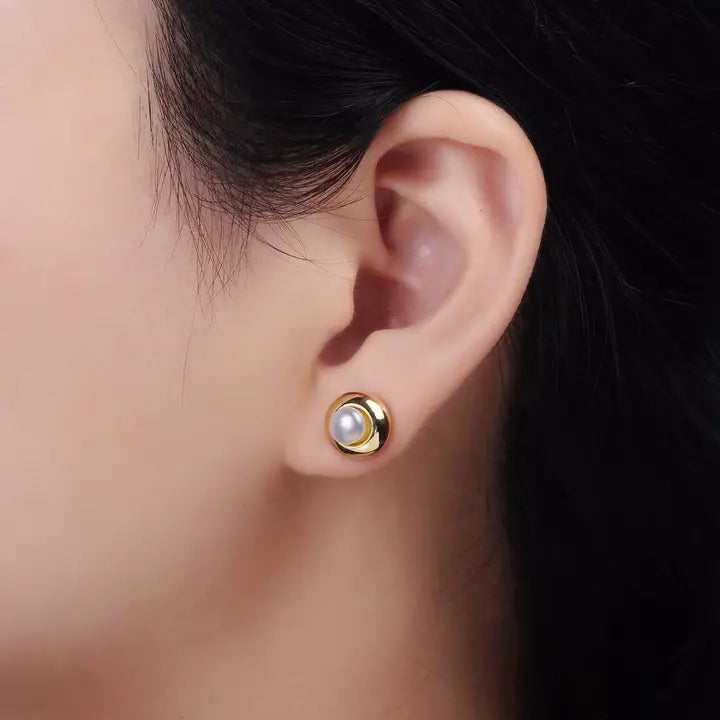 14K Gold Filled 10mm Pearl Round Bezel Stud Earrings