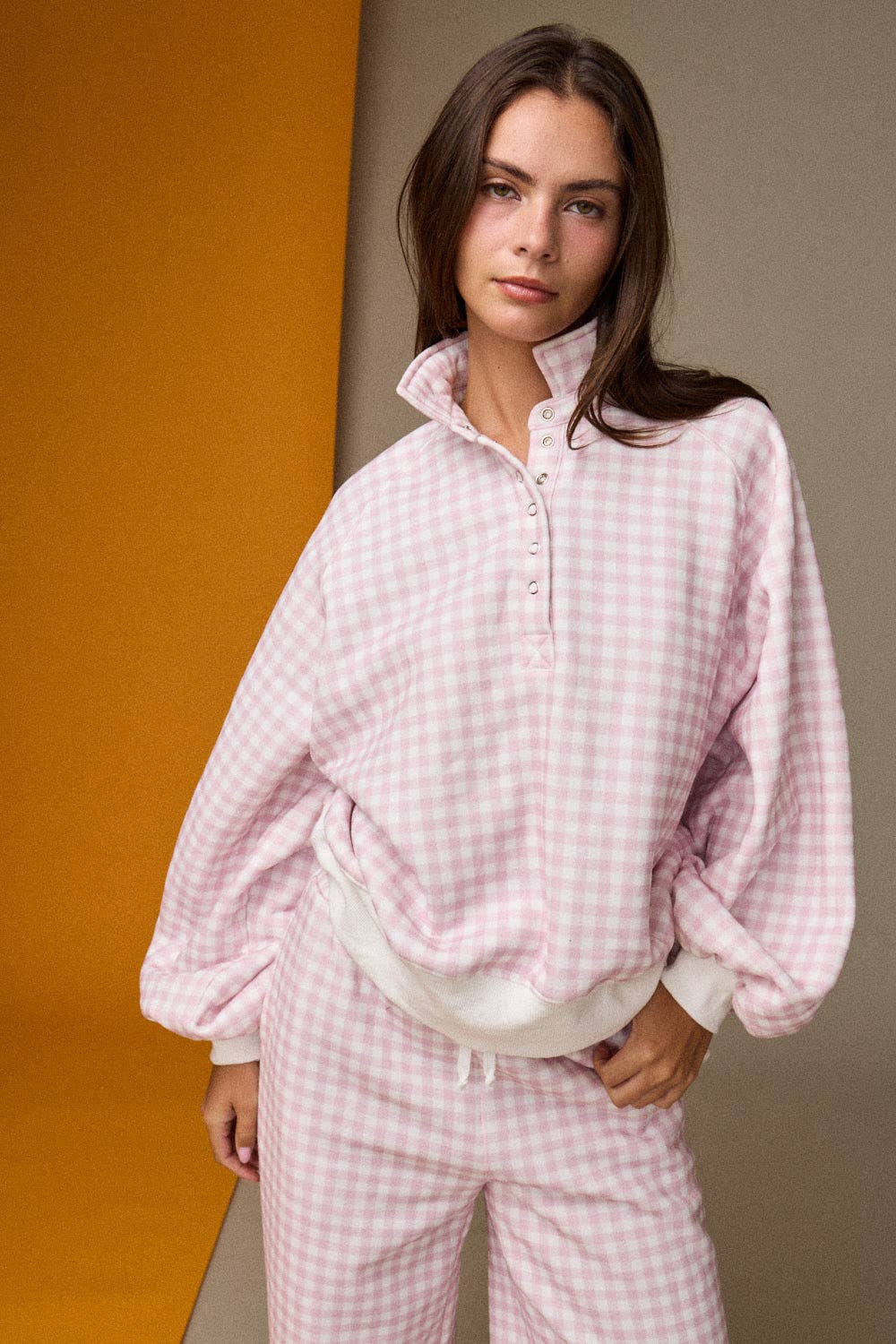 GINGHAM PINK PULLOVER SWEATSHIRT