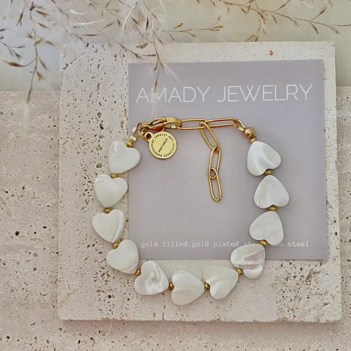 Heart Shaped Pearl Shell Braclet