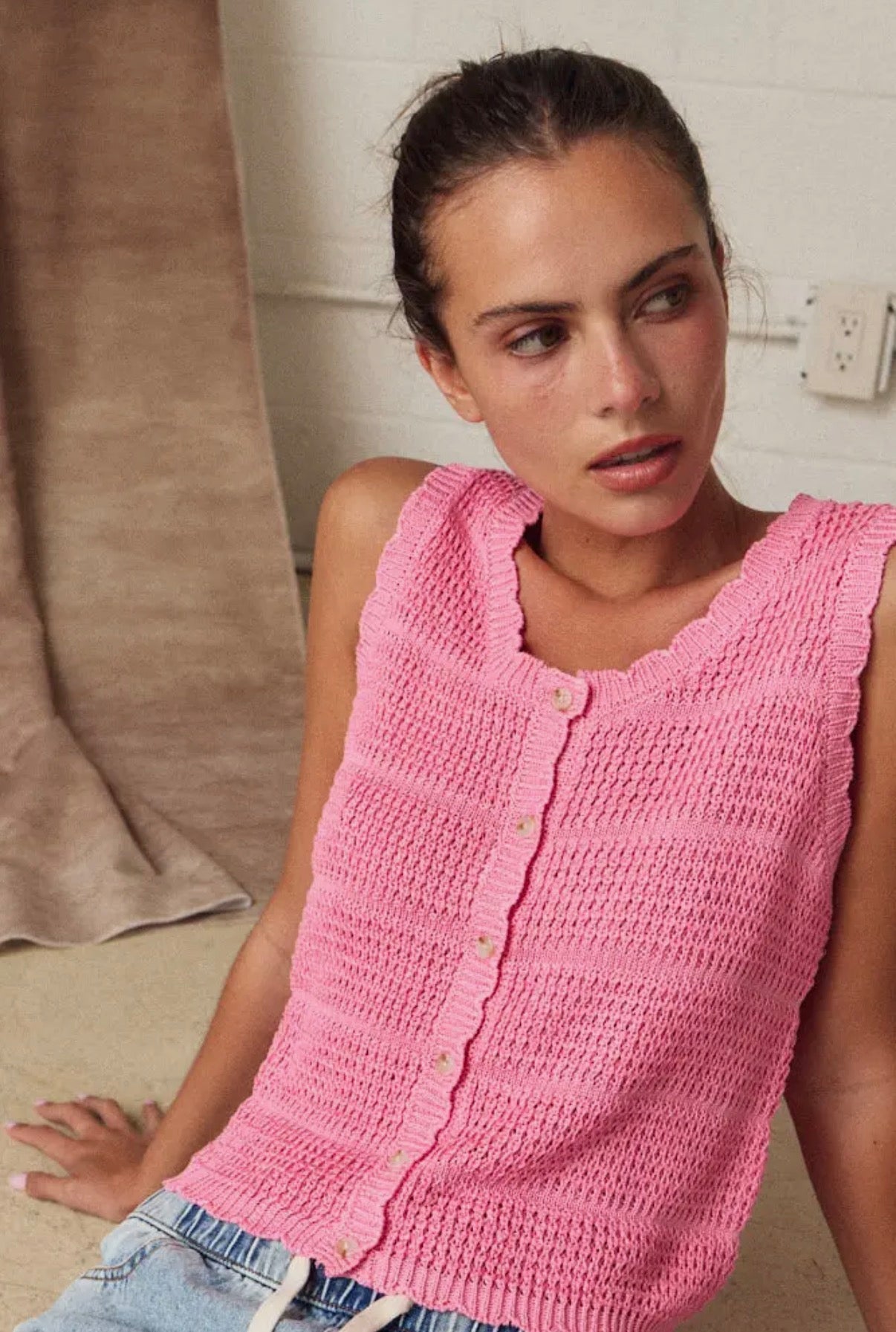 Scoop neck Button Down Vest
