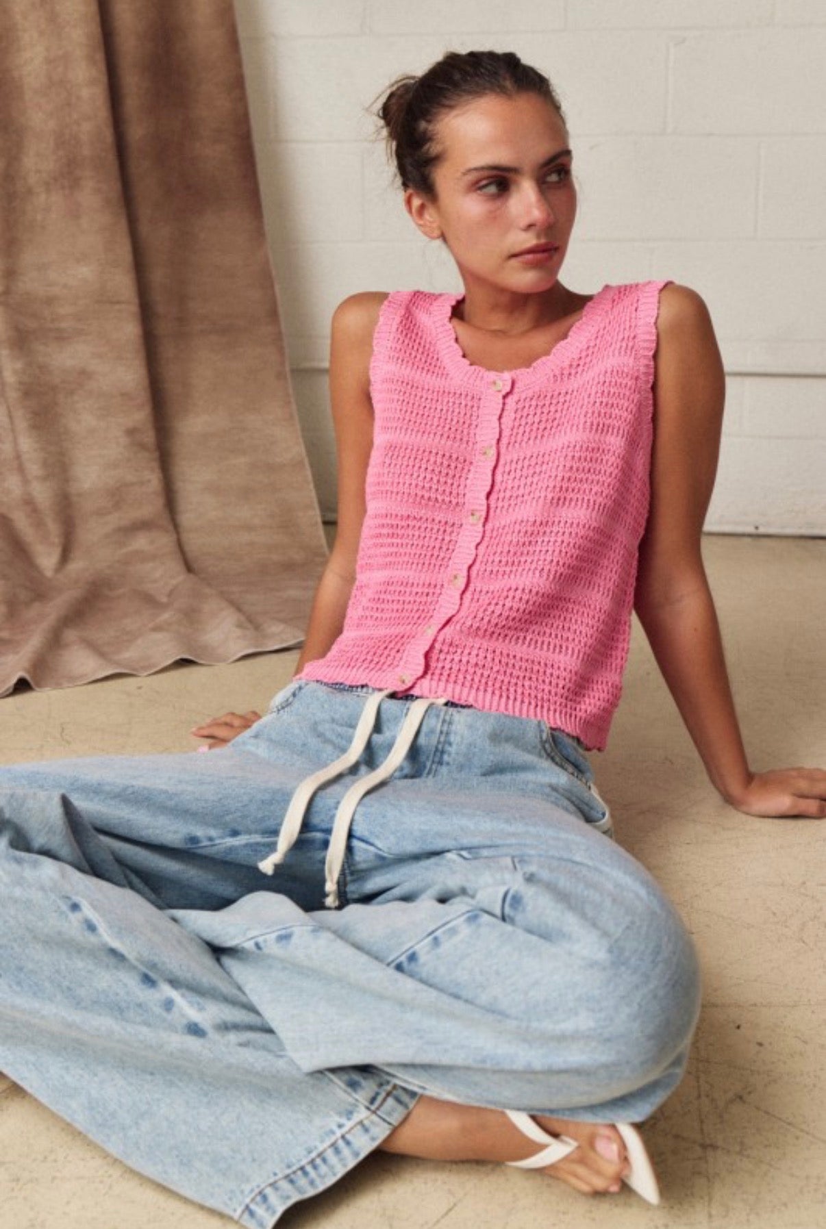 Scoop neck Button Down Vest