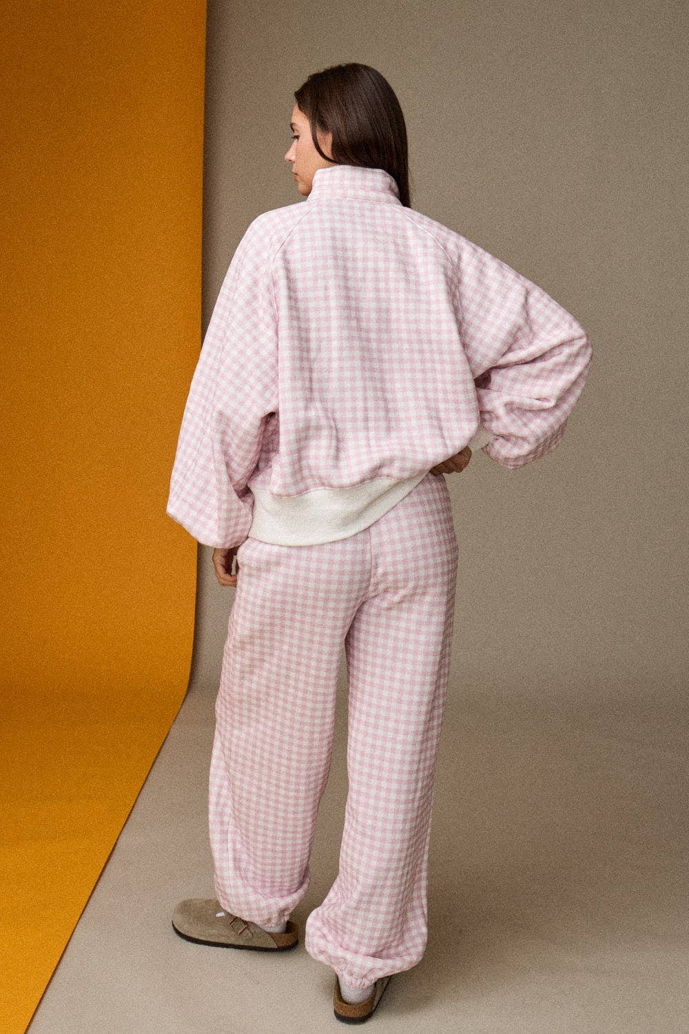 GINGHAM PINK PULLOVER SWEATSHIRT
