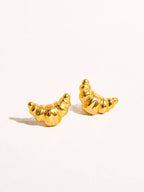 Gaëlle 18K Gold Petite Croissant Stud: Yellow Gold