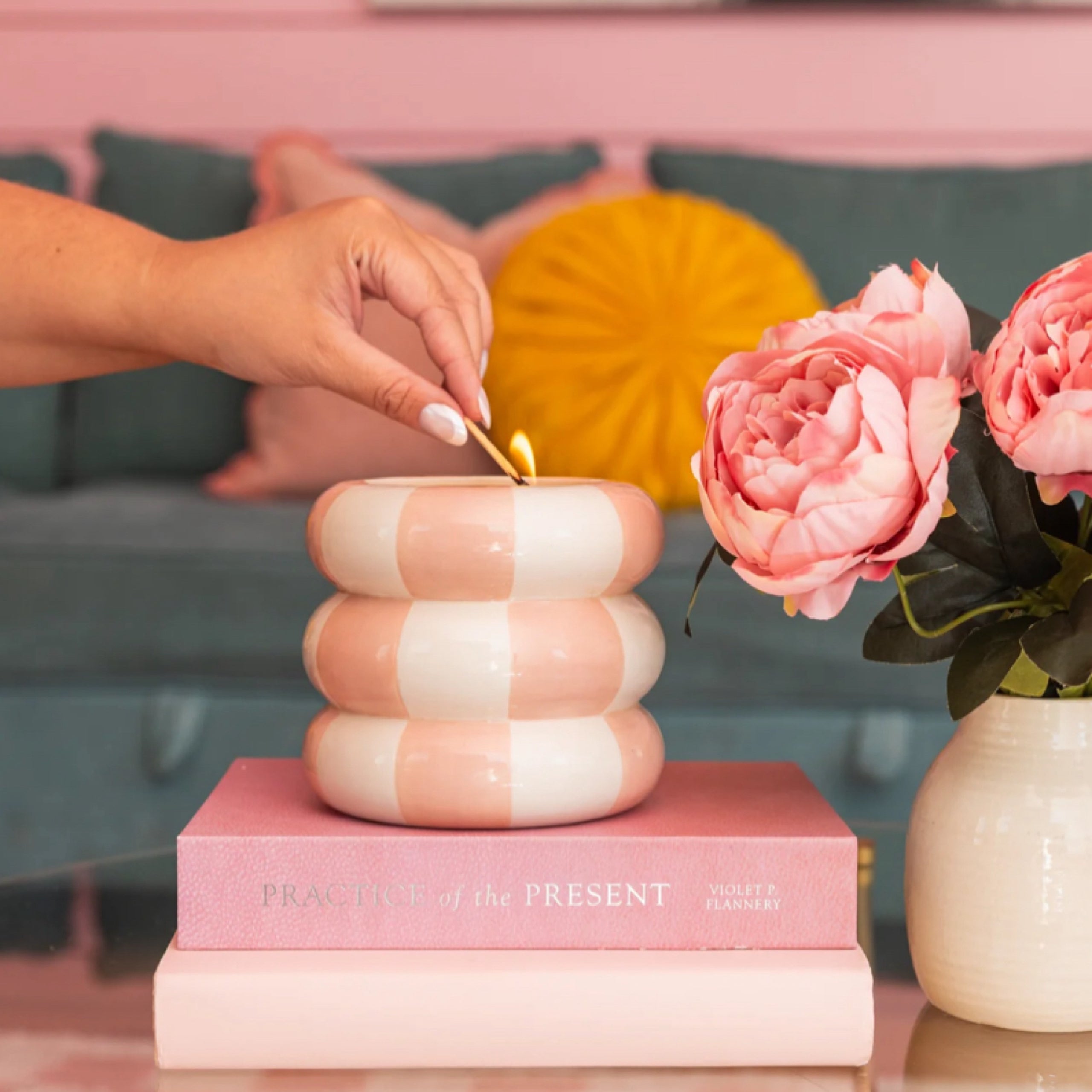 Sweet Grace Bubble Candle