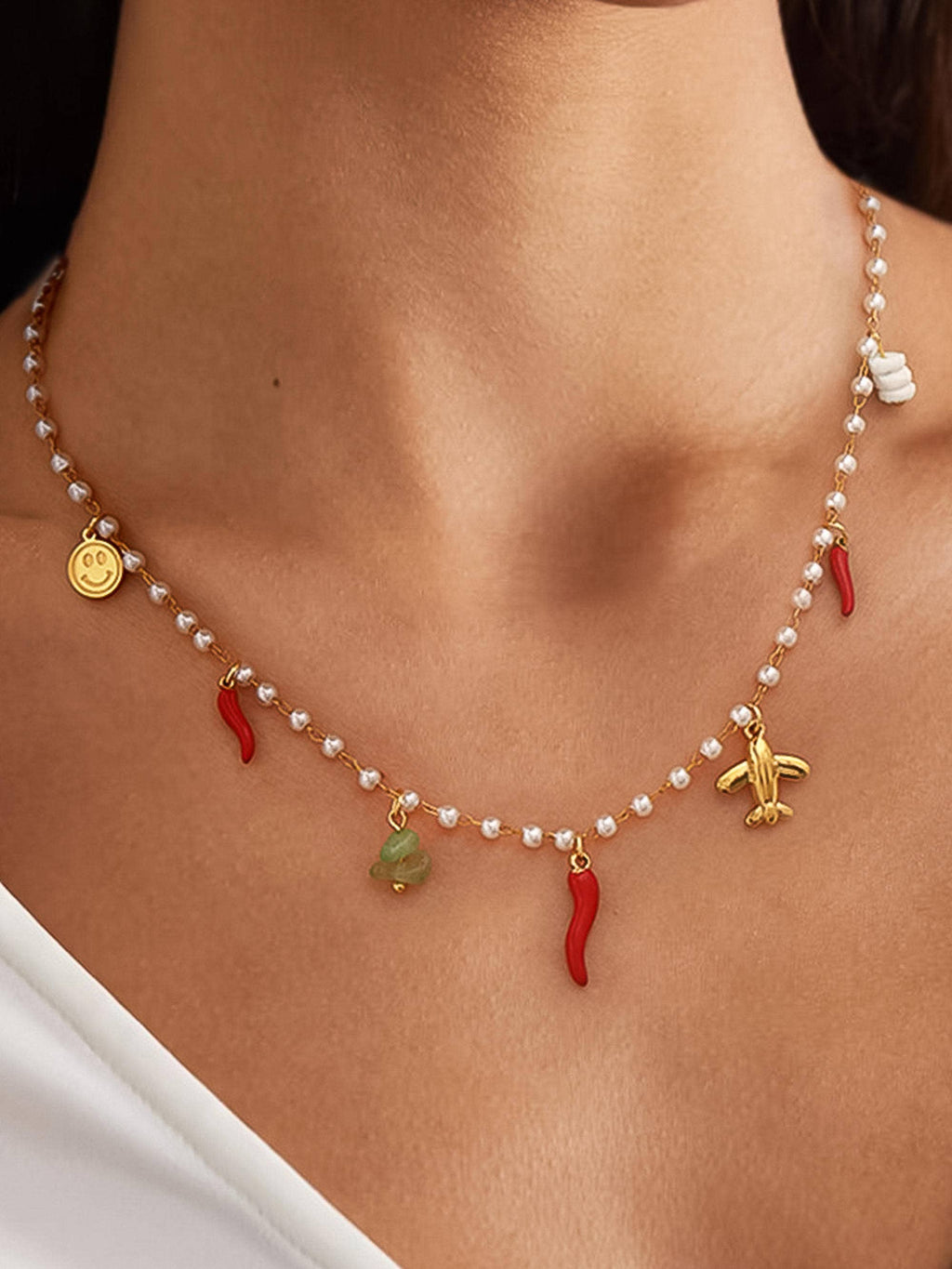 Gold Non-Tarnish Chili Charm Pearl Necklace