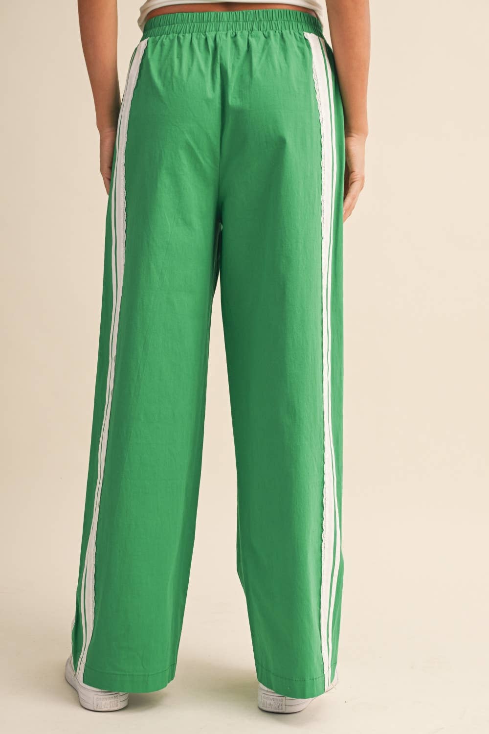 SIDE LACE KELLY GREEN PANTS