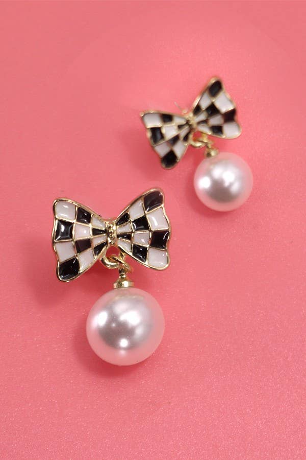 CHECKER PEARL DROP EARRING