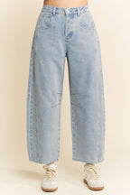 Patch Pocket Wide Leg Barrel Jeans