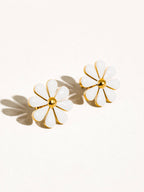 Bree 18K Non-Tarnish Daisy Stud: Yellow Gold