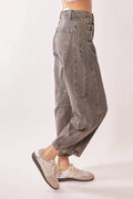 Patch Pocket Wide Leg Barrel Jeans