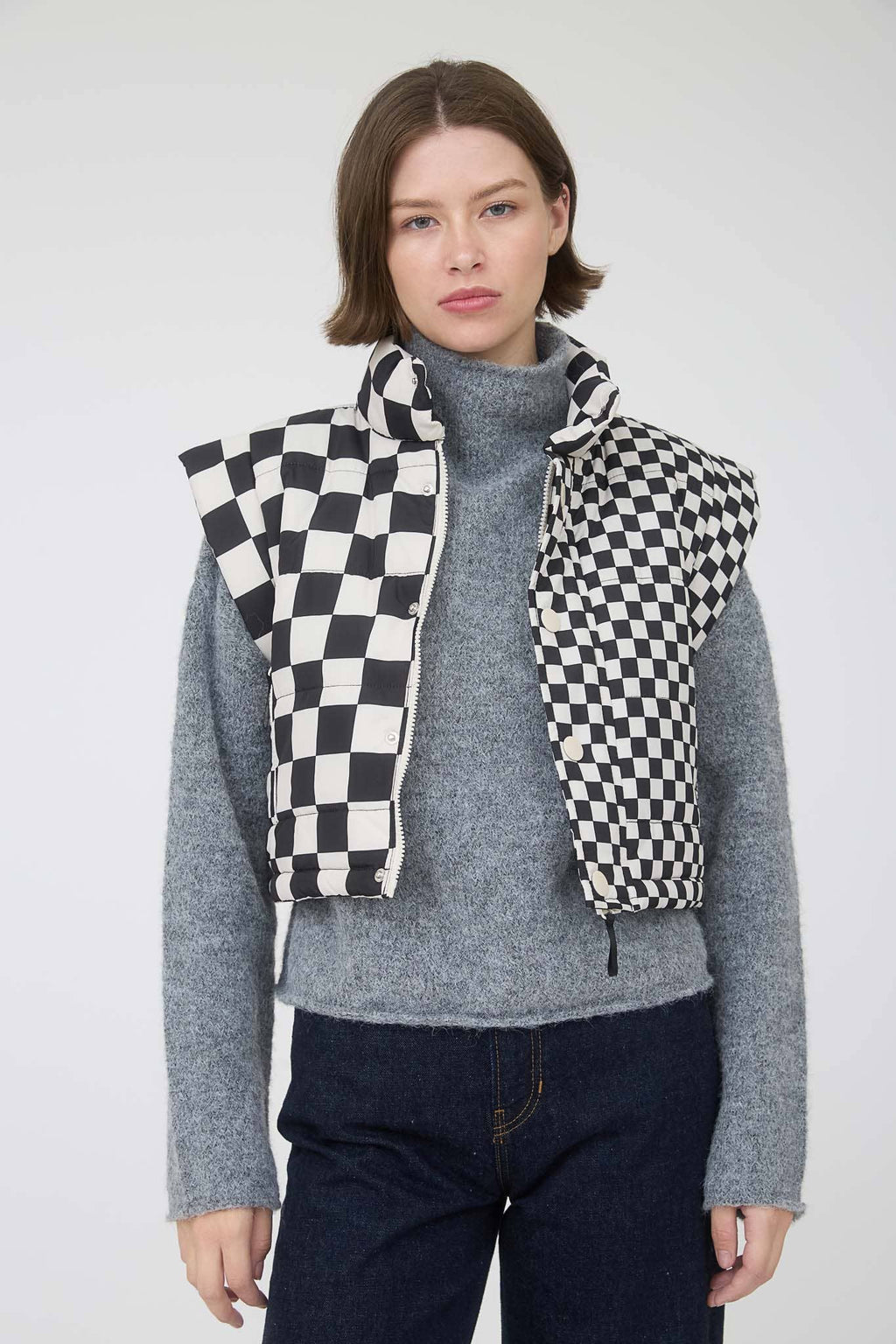 CHECKERED CROPPED PUFFER VEST: KHAKI