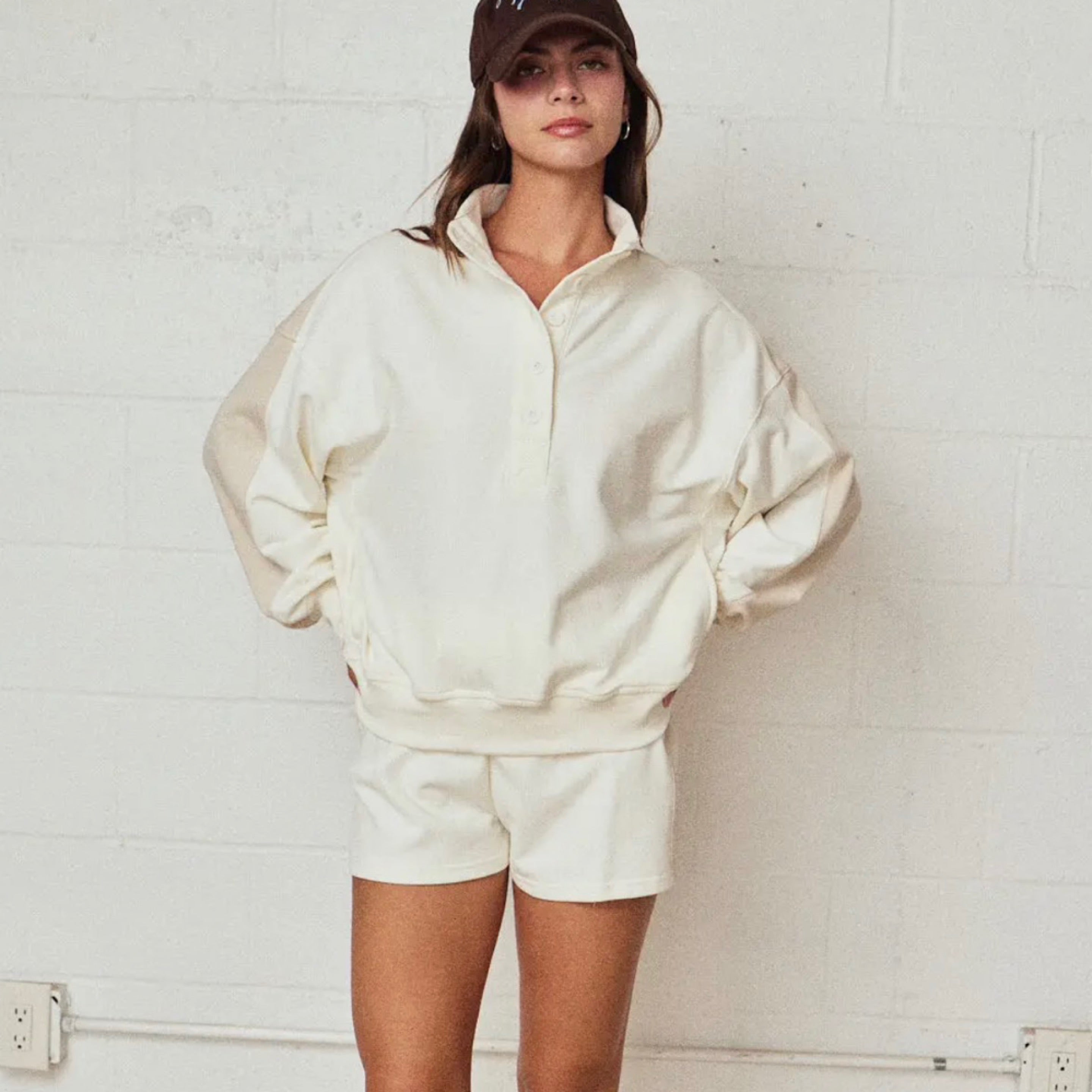 Ivory Color Block Mock Neck Pullover Set