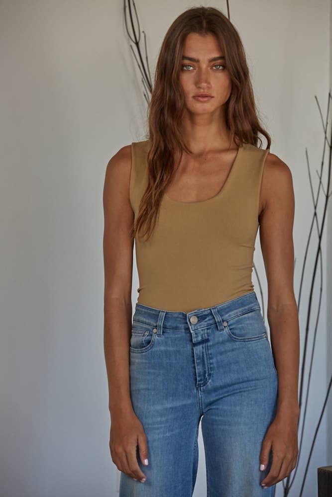 Double Layered Tank: Blue Iris