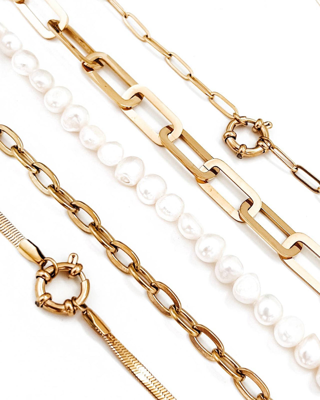 CB solid Chain front Clasp Necklace