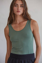 Seamless Reverse U-V Neck Tank