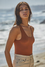 Seamless Reverse U-V Neck Tank